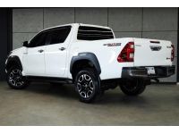 2022 Toyota Hilux Revo 2.4 DOUBLE CAB Prerunner Mid Pickup MT รูปที่ 5